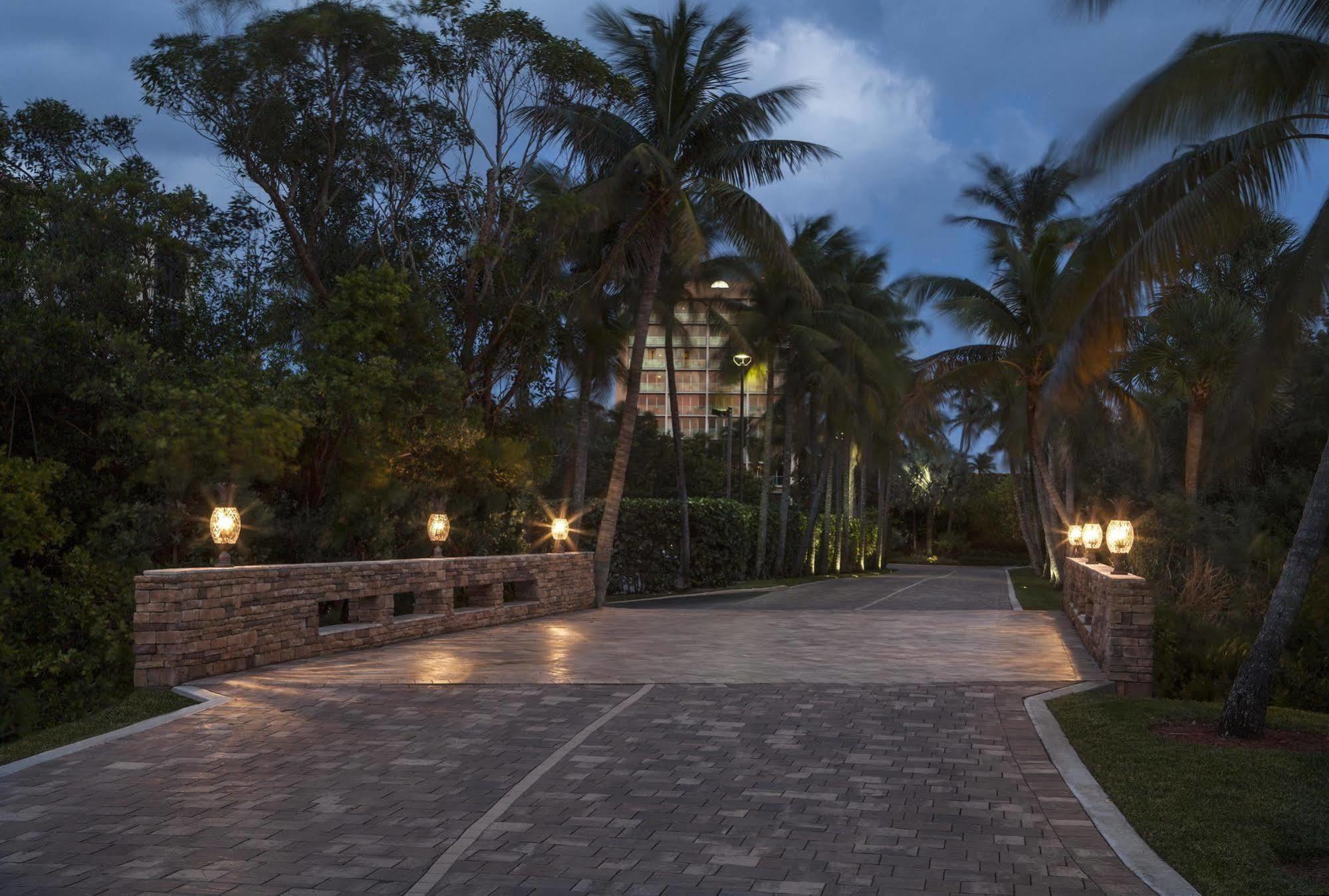 Jupiter Beach Resort & Spa Exterior foto